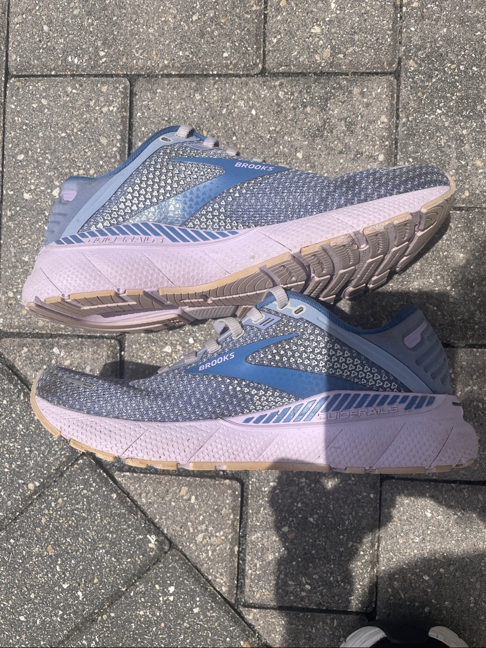 Brooks Women’s Adrenaline 23